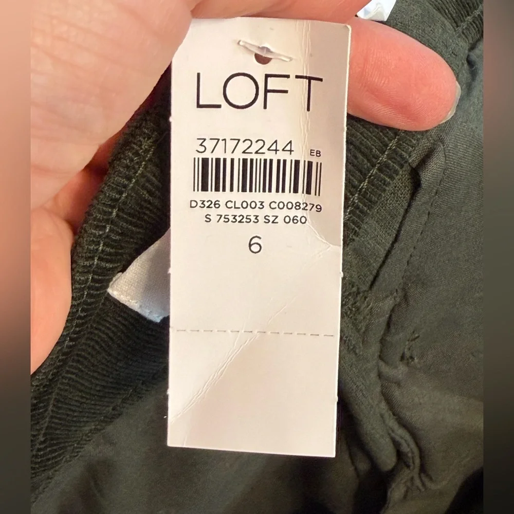 LOFT Wide Leg Corduroy Pants Dark Green Size 6 NWT - Picture 8 of 8